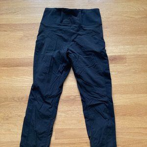 Athleta Trekkie Hybrid Crop Tight